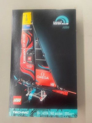 LEGO 42174 Technic Emirates Team New Zealand AC75 Yacht  Box Not Perfect