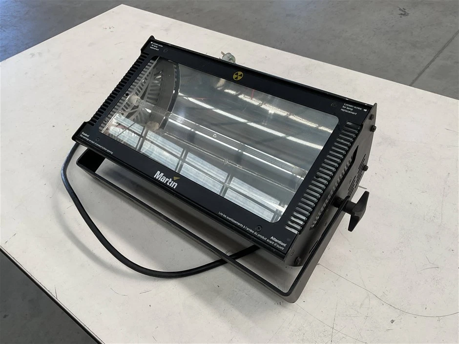 Martin Atomic 3000 DMX Strobe Light T20A 250V 3 Month Warranty