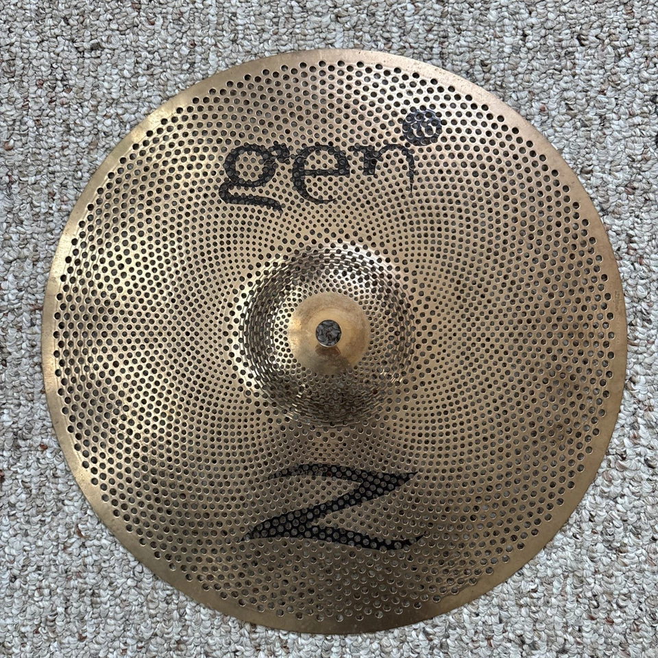 Platillos eléctricos acústicos Zildjian Gen 16 - 13" 16" 18" lote de cuatro con estuche Foto 2 de 4