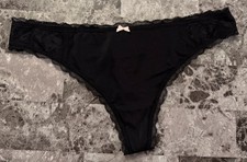 NWT BODY BY VICTORIA'S SECRET L BLACK LACE SMOOTH PINK BOW RARE THONG PANTIES