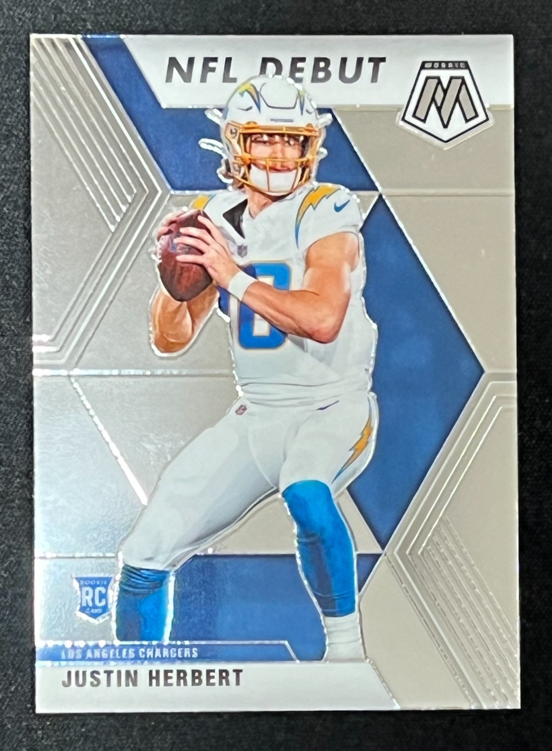 2020 Panini Mosaic NFL Debut Justin Herbert #263 (RC) - Chargers
