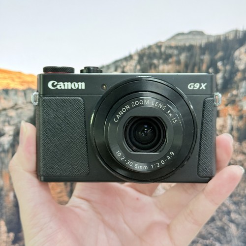Canon PowerShot G9 X 20.2 MP w/ Wi-Fi 3" touchscreen Digital Camera Black