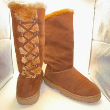 Rampage Adalina Women 6.5 Brown Faux Suede Fur Lined Back Lace Up Winter Boots