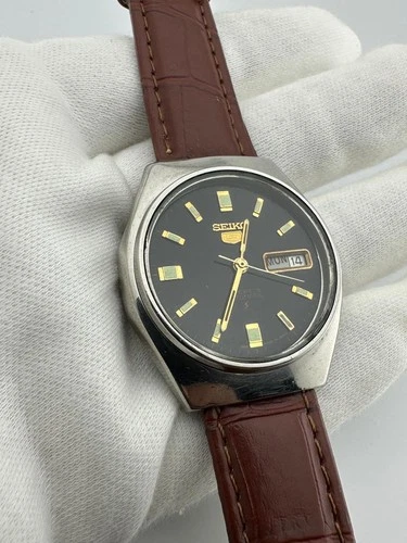 Vintage Seiko 5 Automatic Authentic Japan Made Men's Wrist Watch