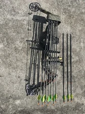 BOWTECH Compound Bow Liberty VTF 70lbs Right Hand