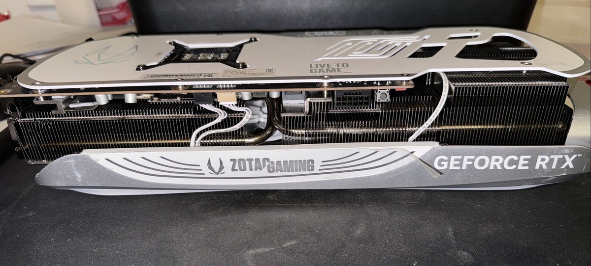 FOR PARTS) Zotac RTX 4090 Trinity OC White (No Core & VRAM) With