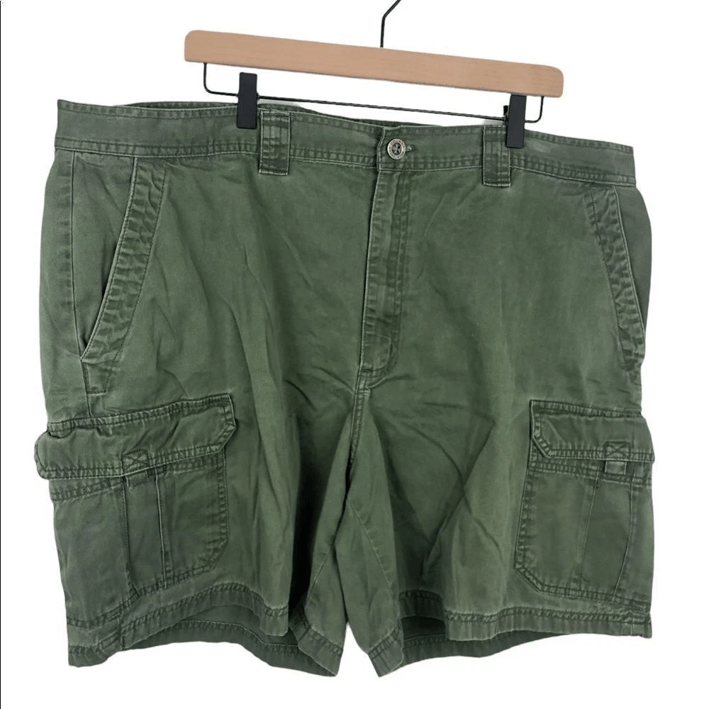 Columbia cargo shorts adult men’s size 44 army military green
