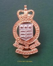 ROYAL ARMY ORDNANCE CORPS (RAOC) CAP BADGE (BM)
