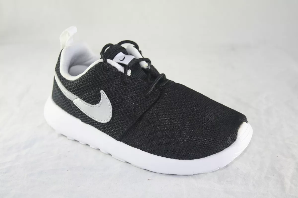 Roshe one black metallic silver clearance white