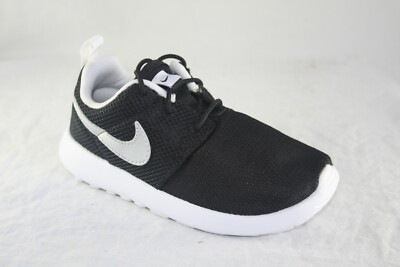 roshe one men's black and white
