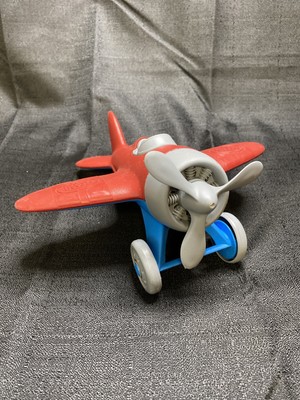 green toys plane
