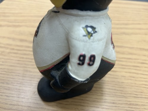 WBS Pinguine Smoking Maskottchen Sammlerstück Sparschwein AHL Hockey  - Bild 13 von 14