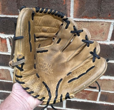Rawlings Gold Glove Series GGP200-9C 11 1/2 RHT Baseball Glove Tan/Black Laces