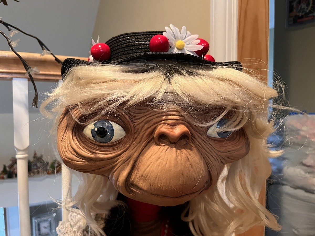 ET 等身大　ライフサイズ　初回生産　neca ET 等身大 ライフサイズ 初回生産 neca - メルカリ