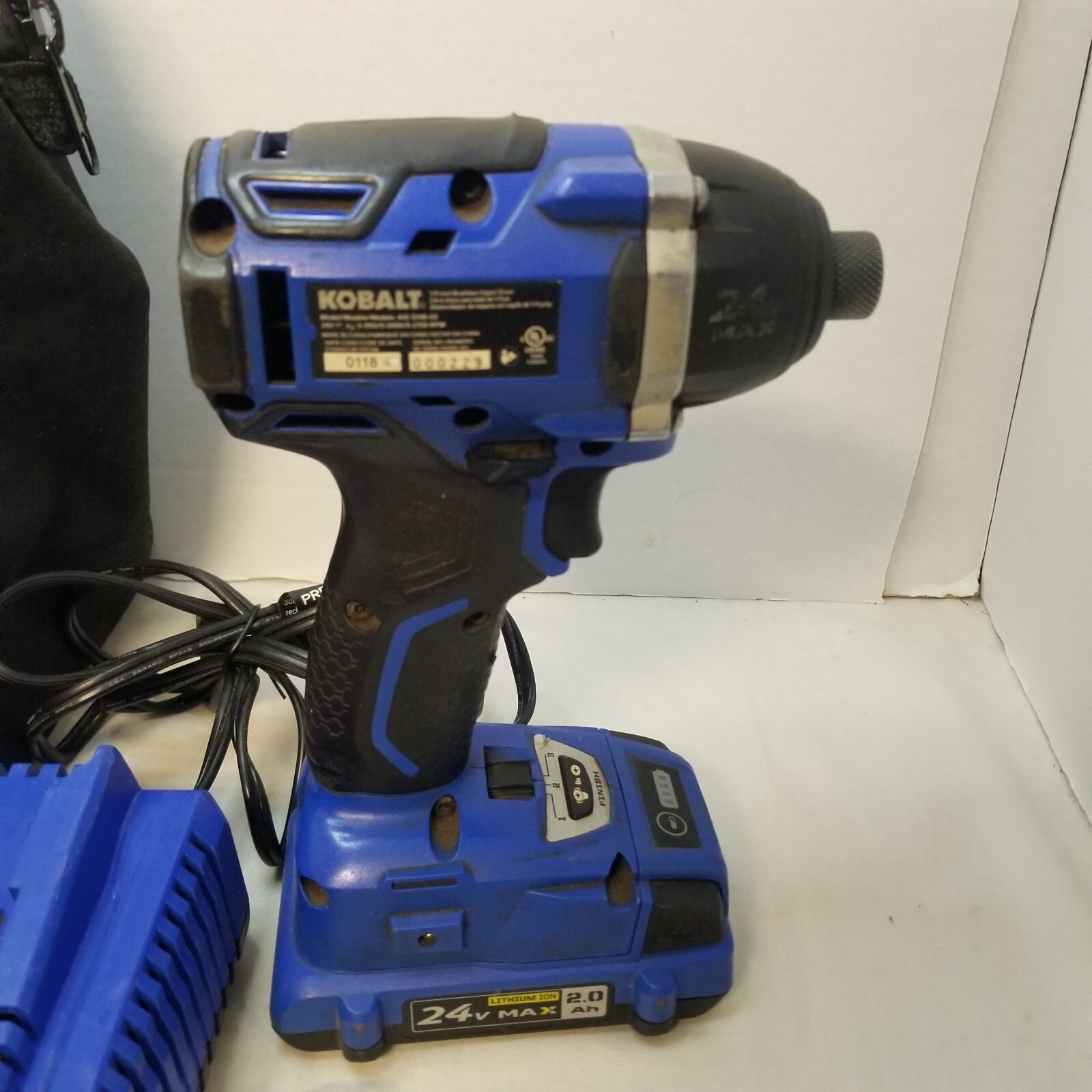 Kobalt 24V Max Brushless 1/4'' Impact Driver Kit 324B03 eBay