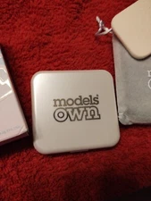 Models Own Backstage Creme to Powder Foundation, Natural Beige 05  .15oz UK- NEW