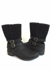 ugg lorna waterproof