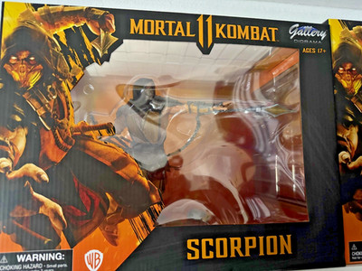 Diamond Select Mortal Kombat Gallery Statue Scorpion Diorama (OV)