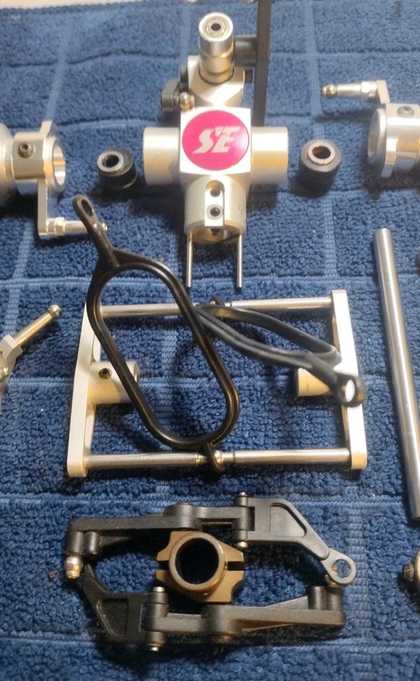 Raptor E620 SE Aluminum Rotor Head - Image 4 of 4