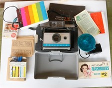 collectible Vintage Polaroid Automatic 210 Land Camera