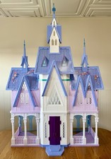 Disney Frozen 2 Elsa Ultimate Arendelle Castle Playset 5' Tall Moving Balcony