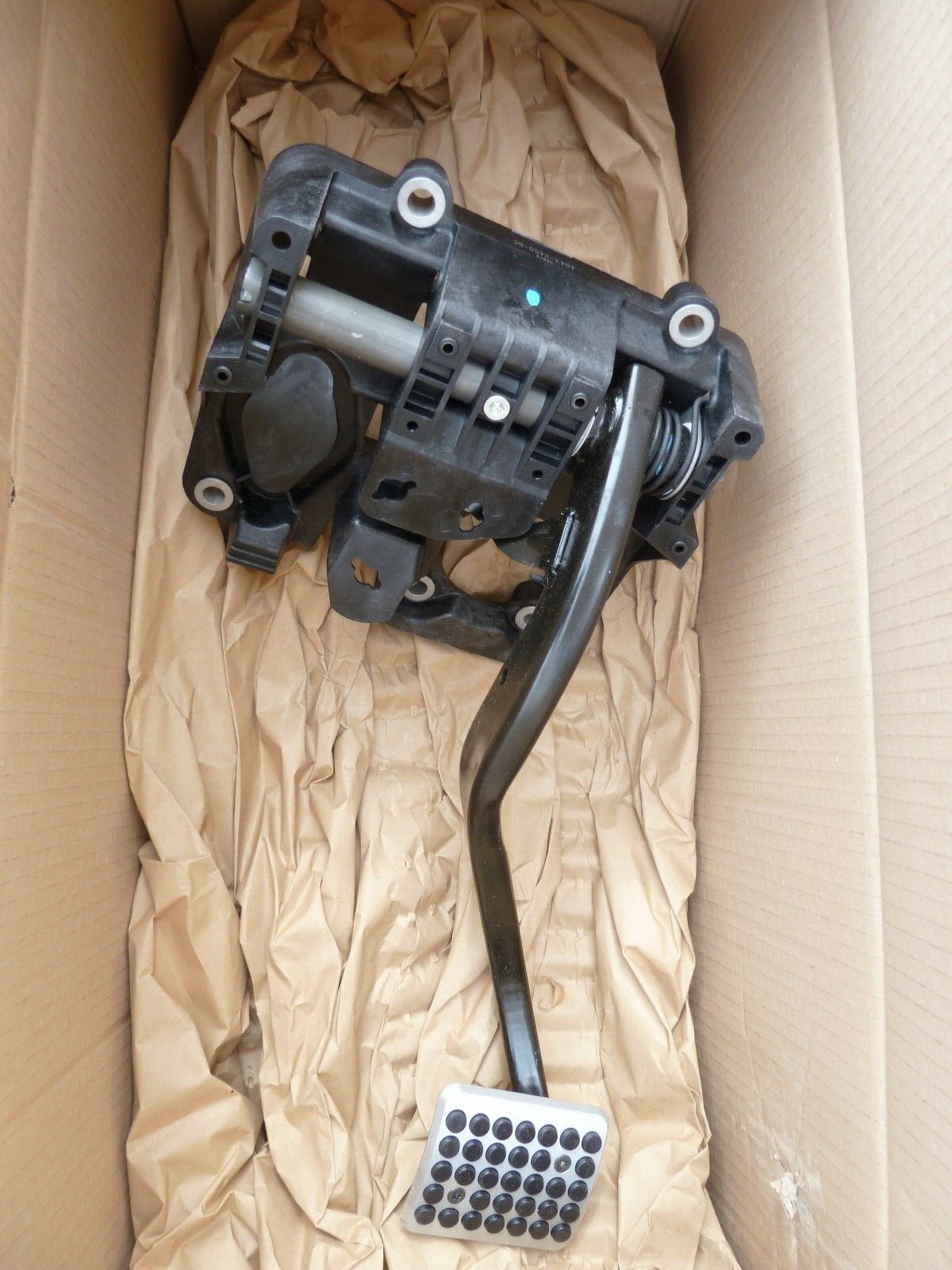 NEW 87-2016 Aston Martin DB9 DBS Vantage Virage BRAKE FOOT PEDAL BOX Assembly 