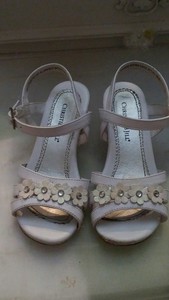 girls white wedge sandals