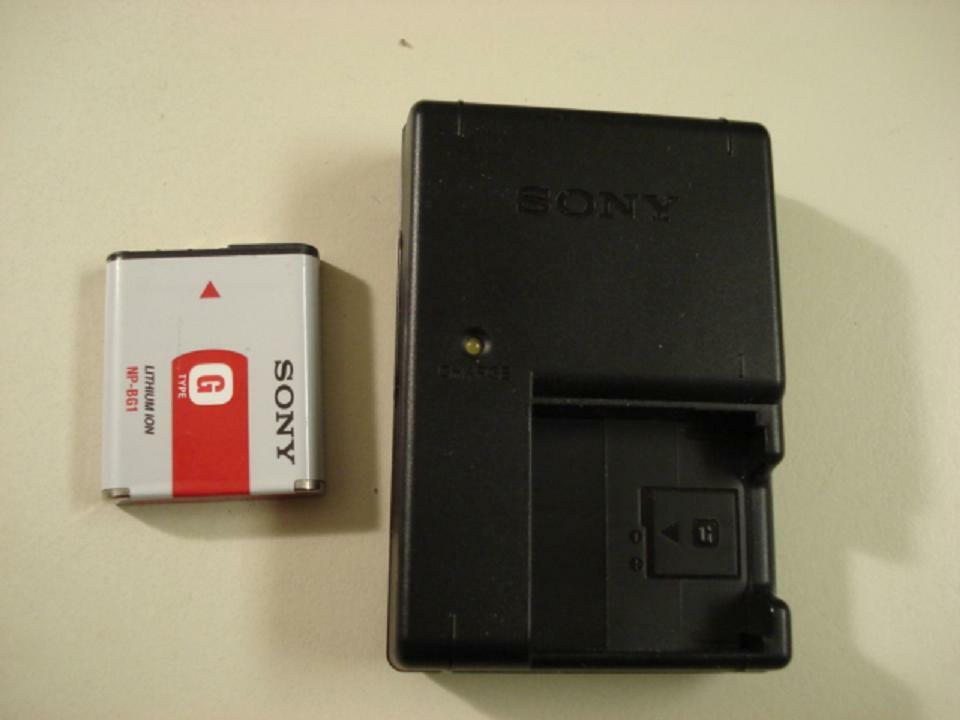 Genuine Sony Camera NP-BG1 Battery BC-CSG Charger 4 W50 W300 T100