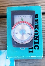 Sekonic Auto-Lumi Model 86 Light Meter with Leather Case, Strap, Instructions