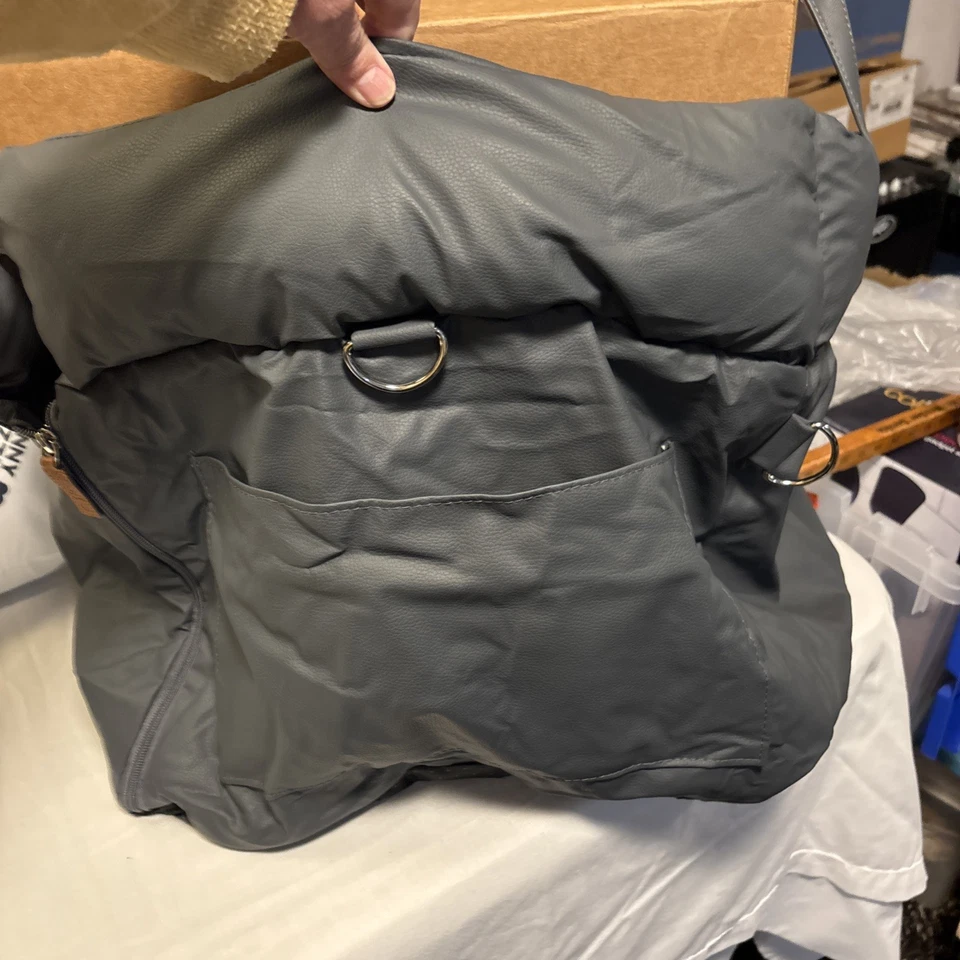 Funny Fuzzy Pet Bed for Car Seat BRAND NEW For Med Dog. Comes with Pillow& Pouch - Image 3 of 4