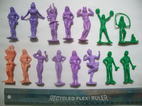 15 RARE MARX MPC BATHING BEAUTIES GIRLS WOMEN FEMALES 1/32 54MM PLASTPLAYSET