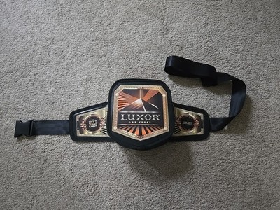 Wrestlemania 42 Luxor Las Vegas Belt Bar Exclusive Insulated Cooler Fanny WWE