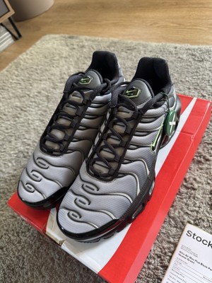 Nike Air Max Plus Schwarz Particle Grey Vapour Grün / US10 (EU44) CZ7552-001