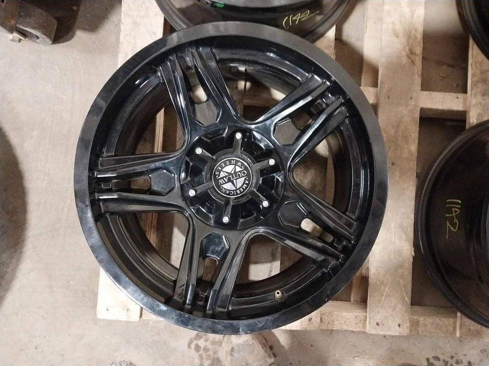 American Outlaw Aluminum 17x8.5 6x135mm Wheel Set Fits 15-20 F150 3091142 - Image 4 of 4