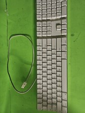13. Genuine Apple Mac A1048 White Wired Full Size Keyboard 2 USB Port Hub
