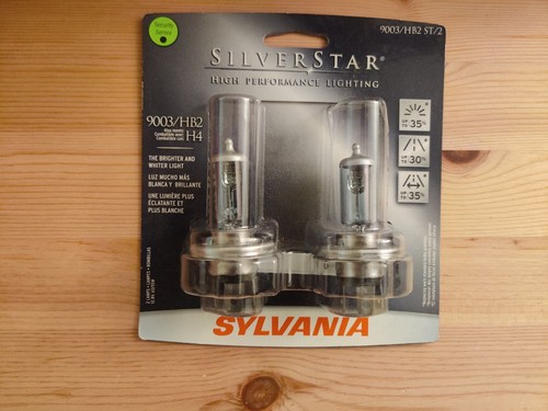 Sylvania SilverStar 9003 HB2 H4 Two Bulbs High Performance Lighting 60/55W - 第 1/2 張圖片