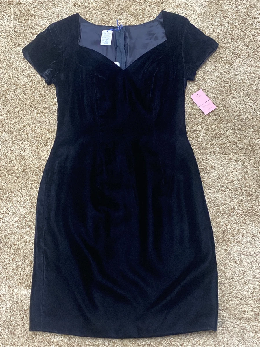 Short sleeve clearance black velvet dress