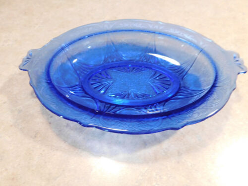 Hazel Atlas Blue Royal Lace glass Oval Serving Bowl - Picture 1 of 4