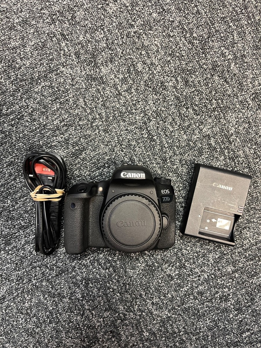 Canon 77D DSLR Camera Body Only, Accessories Included, Fast