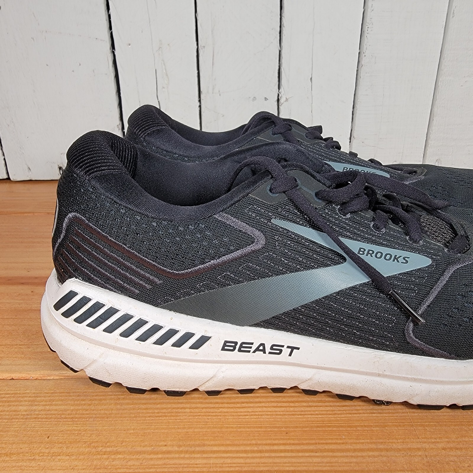 Brooks Beast 20 Mens 12 D Shoes Black Running Walking Gym Comfort Trainer image 6