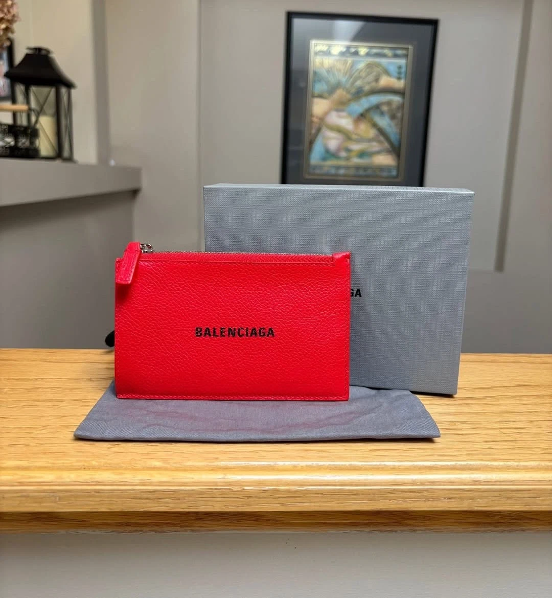 Balenciaga — Balenciaga Red Zippered Leather Card Holder Case - Authentic - Brand New