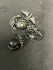Vintage US WW2 USMC Visor/ Cap Device & 2 collar Eagle Globe Anchor Badge — photo 1