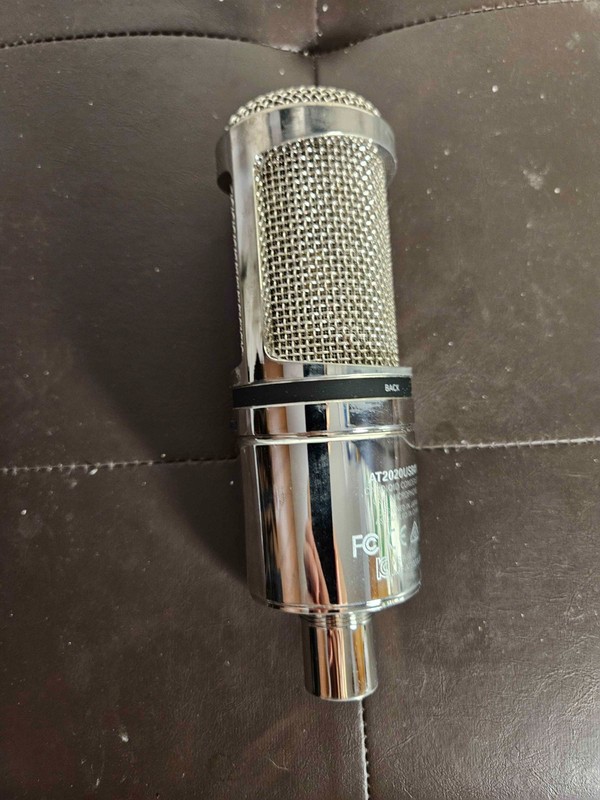 Audio Technica AT2020USB+V Limited Edition Chrome Mic