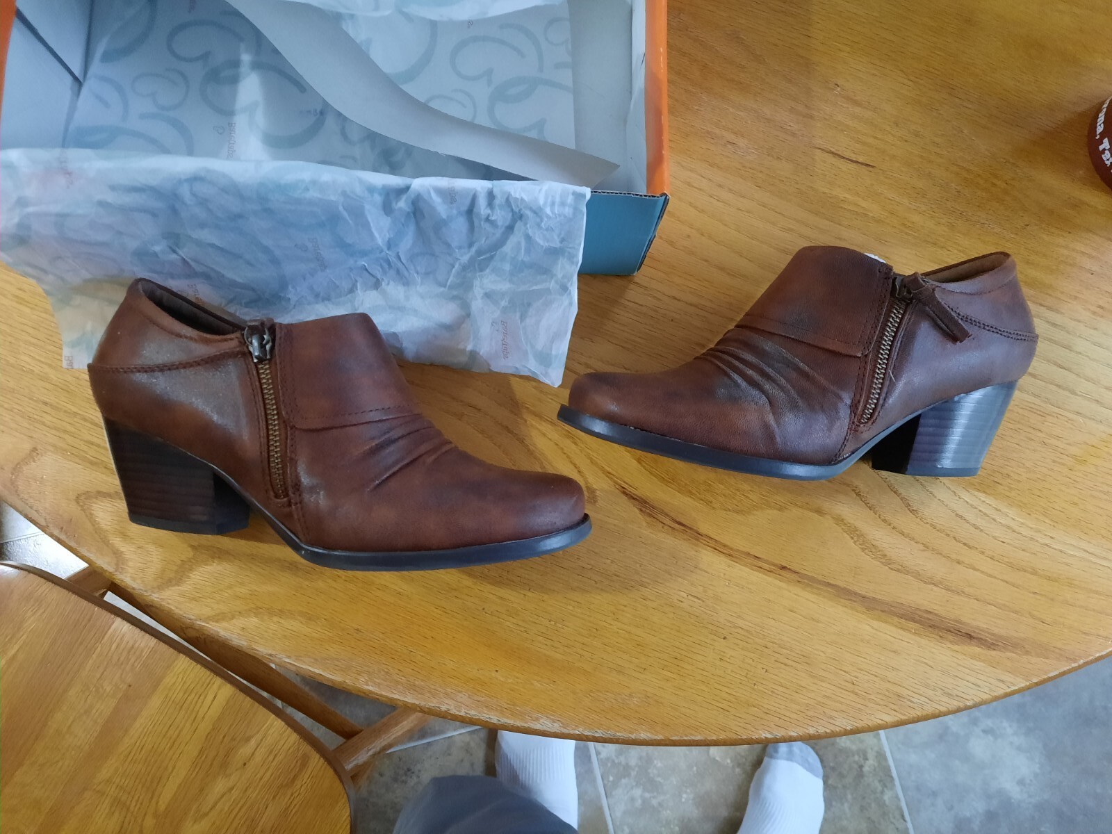 Baretraps Raini Brown Ankle Bootie Boot 
