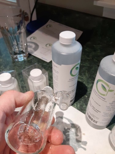Glass Cleanse The Royal Alchemist Water Pipe Bong Gunked-up Cleaner 16 Oz E30 - Picture 7 of 11