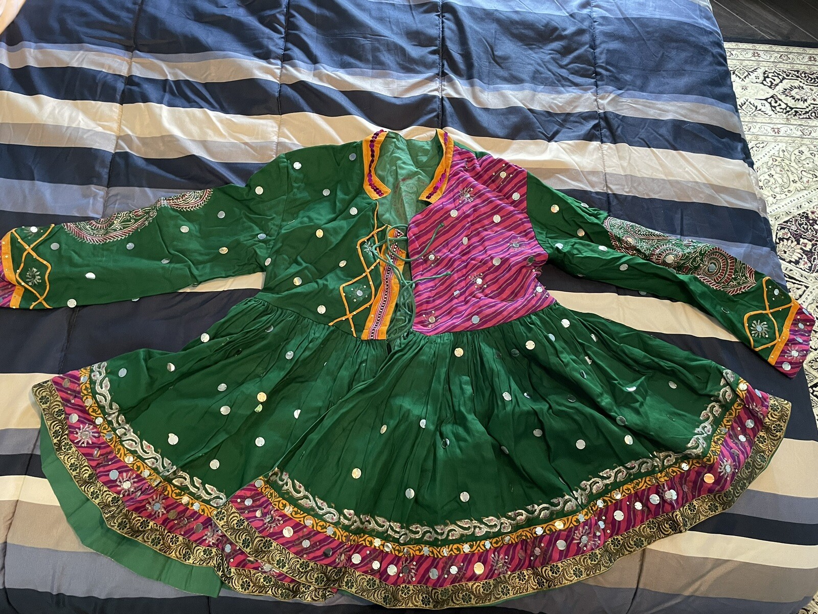 Picture 2 of 3