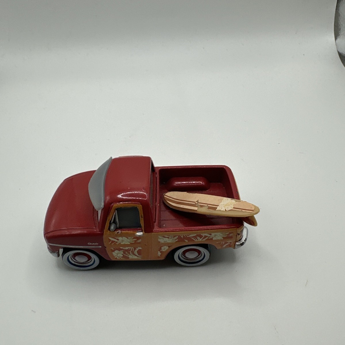 Disney Pixar Cars John Lassertire With Surf Board Diecast 1:55