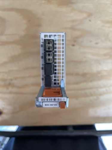 Dell EMC RWMFC 303-092-102B SLIC12 4x 8Gb Fiber 4-Port SFP I/O Module (Bin A2) - Picture 2 of 2