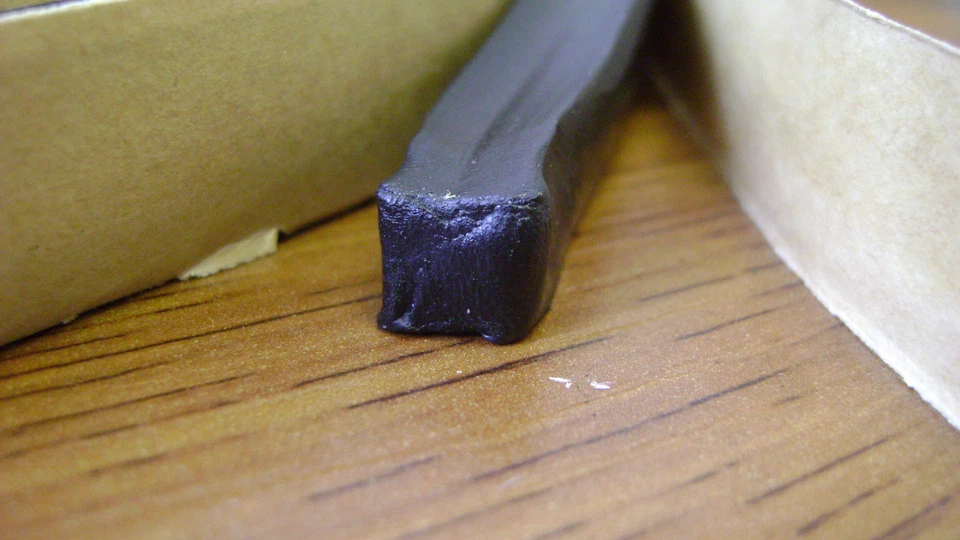 Instalación de cinta de butilo para parabrisas tipo OE 3/8" X 15' ventana vidrio junta delantera/trasera Foto 2 de 4