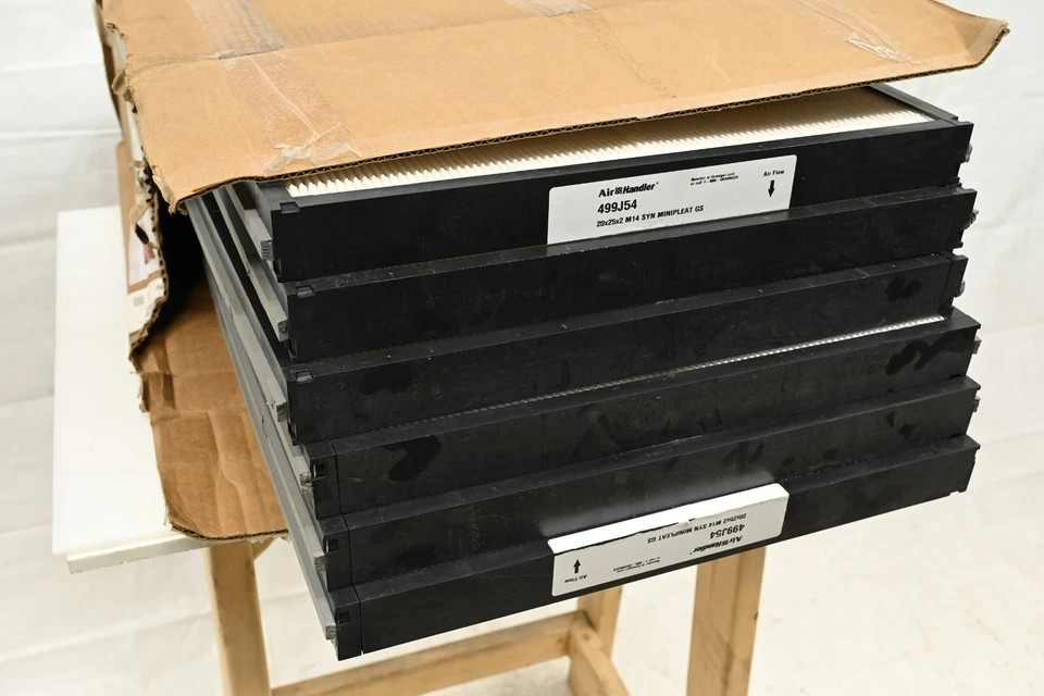 Manipulador de Aire 499J54 Mini-Pleat Filtro de Aire, 20" Ht x 25" Wd x 2" Dp Foto 4 de 4